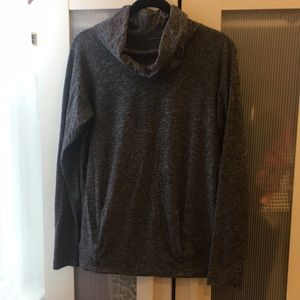 Lululemon Make A Move Long Sleeve size 8